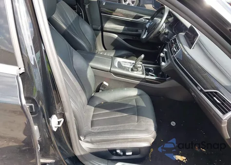 2019 BMW 740I z USA, uszkodzony, nr VIN WBA7E2C58KB216573